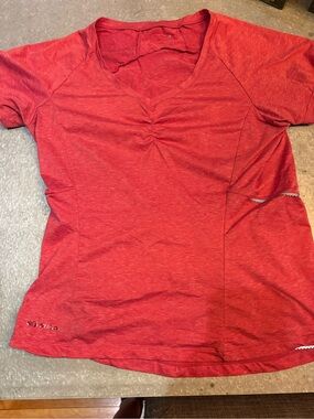 Women’s Bright Pink Sugoi Bike Shirt